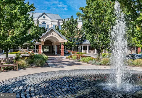 2033 Windrow Dr, Princeton, NJ 08540