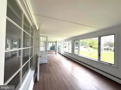200 Cedar Ave, Highland Park, NJ 08904