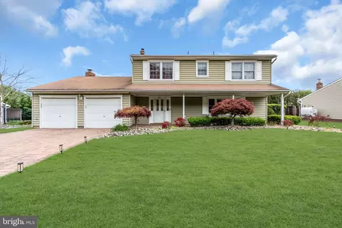 23 N Rhoda St, Monroe Township, NJ 08831