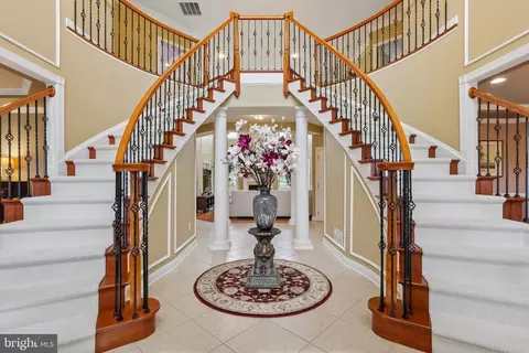 3 Windhaven, Monroe Township, NJ 08831