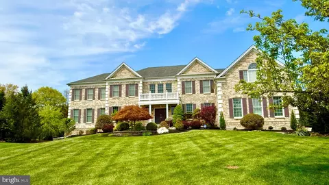 3 Windhaven, Monroe Township, NJ 08831