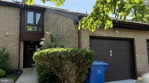 181 Nathan Dr, North Brunswick, NJ 08902