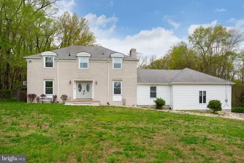304 Schoolhouse Rd, Monroe Township, NJ 08831