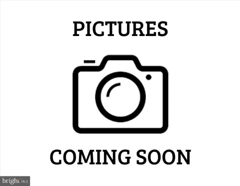 3 Bradford Ln, Plainsboro, NJ 08536