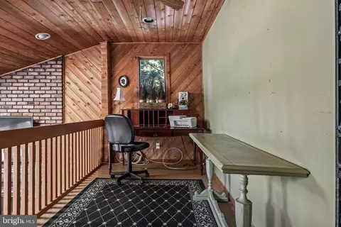54 Eileen Way, Edison, NJ 08837 photo 17