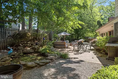 54 Eileen Way, Edison, NJ 08837 photo 27