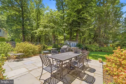 Exterior - 7 Dellview Dr, Edison, NJ 08820 photo 5 of 6