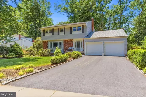 Exterior - 7 Dellview Dr, Edison, NJ 08820 photo 2 of 6