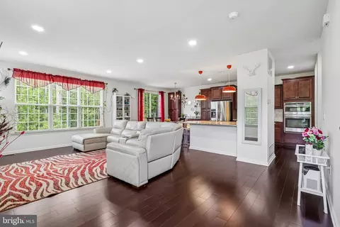 406 Ellsworth Way, Monmouth Junction, NJ 08852