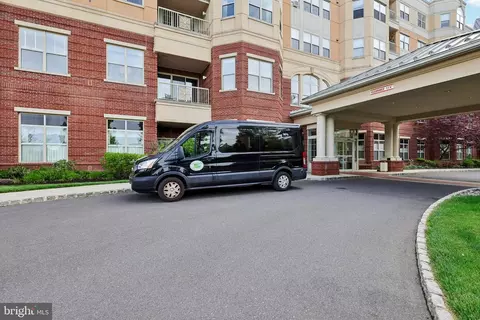 2019 Windrow Dr, Princeton, NJ 08540