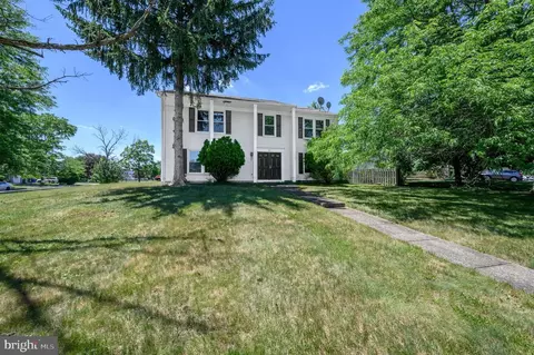 23 Gulick Ln, Plainsboro, NJ 08536