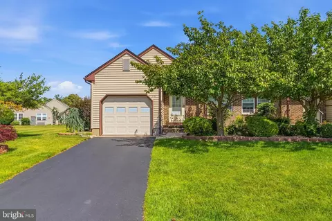 11 John Hancock # B, Monroe Township, NJ 08831