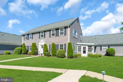 229 B Old Nassau Rd, Monroe Township, NJ 08831