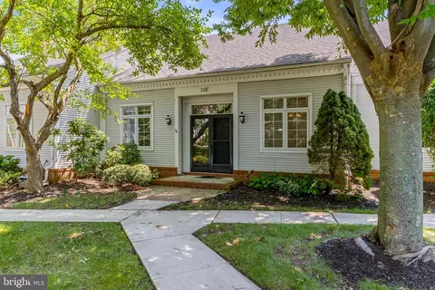 53 F Winthrop Rd, Monroe Township, NJ 08831
