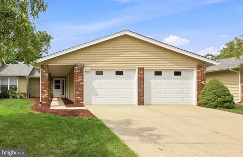 392 B Hystrix Plz, Monroe Township, NJ 08831