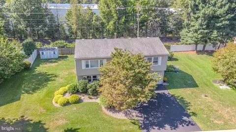 View/Area - 31 Pullman Loop, Dayton, NJ 08810 photo 1 of 10