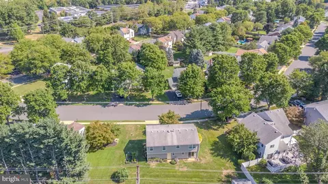 View/Area - 31 Pullman Loop, Dayton, NJ 08810 photo 7 of 10