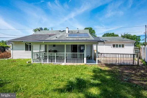Exterior - 15 Markham Rd, Edison, NJ 08817 photo 2 of 4