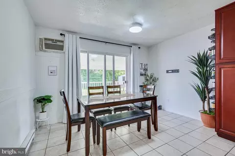 Dining - 15 Markham Rd, Edison, NJ 08817 photo 1 of 3