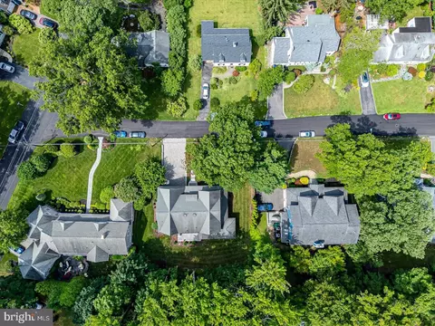 View/Area - 4 Edgewood Rd, Edison, NJ 08820 photo 10 of 11