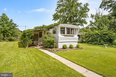 3 Carol Rd, Monmouth Junction, NJ 08852