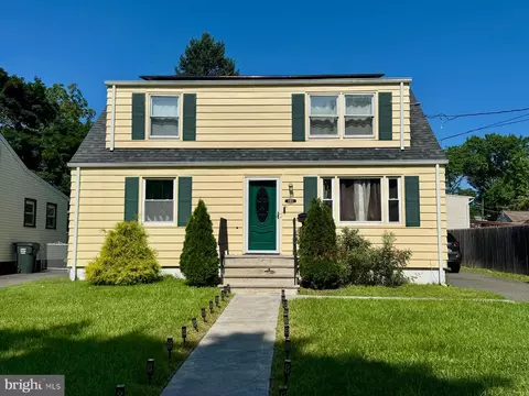 101 Elmhurst Ave, Iselin, NJ 08830