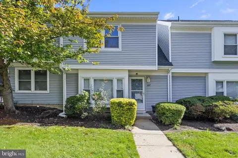 127 Baron Ln, East Brunswick, NJ 08816