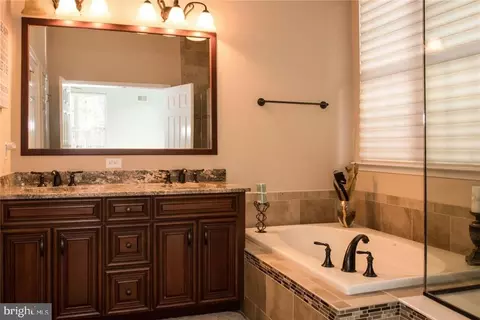 83 Arborridge Dr, Forked River, NJ 08731 photo 16