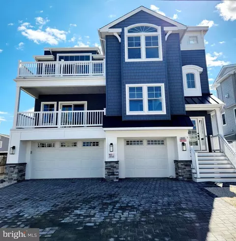 2 E 14th St, Long Beach Township, NJ 08008