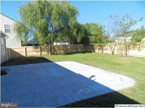 1044 Center St, Tuckerton, NJ 08087