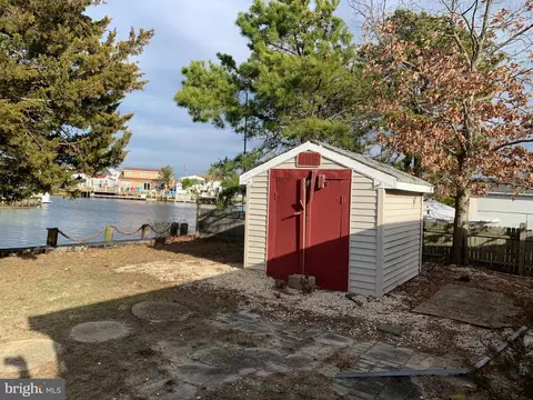 125 E Delaware Dr, Tuckerton, NJ 08087 photo 5