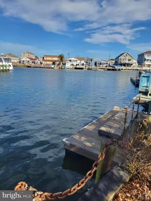 125 E Delaware Dr, Tuckerton, NJ 08087 photo 3