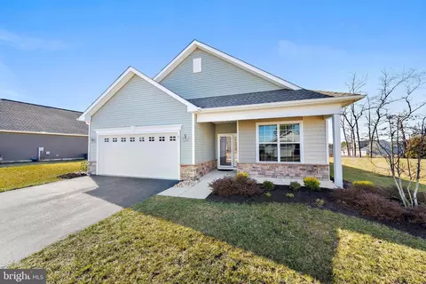 3 Biddeford Ct, Barnegat, NJ 08005
