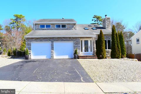 760 Constitution Dr, Brick, NJ 08724