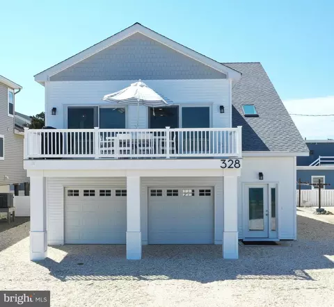 328 N 13th St, Surf City, NJ 08008