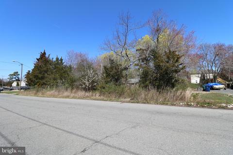 17 Atlantis Blvd, Tuckerton, NJ 08087