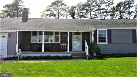 281 Country Club Blvd, Tuckerton, NJ 08087