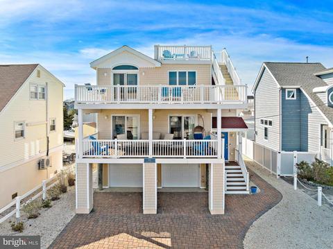 13 S Central Ave, Surf City, NJ 08008