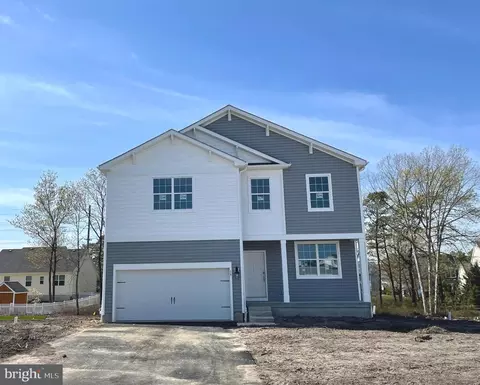 16 Staysail Ave, Barnegat, NJ 08005