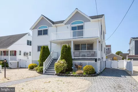 106 Ohio Ave, Long Beach Township, NJ 08008