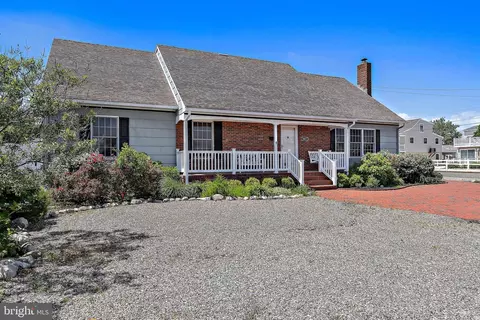 1603 Barnegat Ave, Ship Bottom, NJ 08008