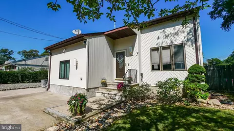 841 Rodgers St, Lanoka Harbor, NJ 08734