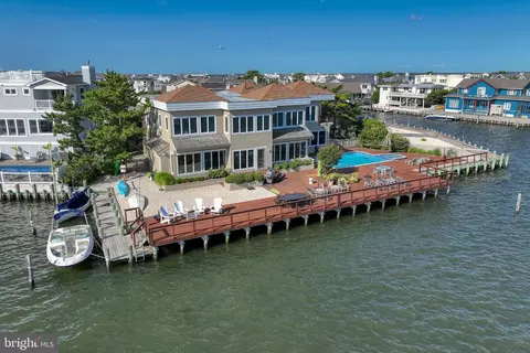 6809 Norfolk Pl, Harvey Cedars, NJ 08008