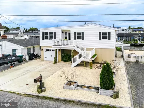 18 W Brig Dr, Little Egg Harbor Twp, NJ 08087