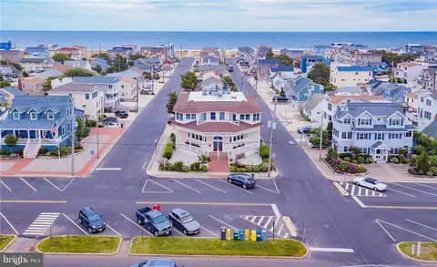 8701 Long Beach Blvd #B, Long Beach Township, NJ 08008
