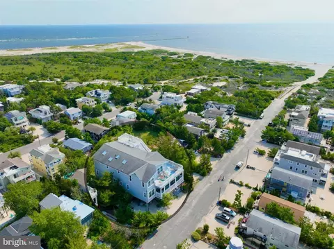 18 E 9th St, Barnegat Light, NJ 08006