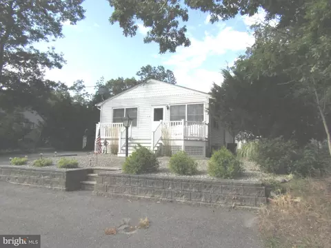 1815 Lakeside Dr S, Forked River, NJ 08731