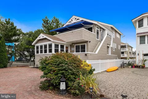 2416 Bay Vista Dr, Surf City, NJ 08008
