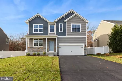 19 Mutineer Ave, Barnegat, NJ 08005