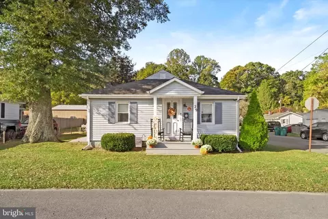 29 Locust Ln, New Egypt, NJ 08533
